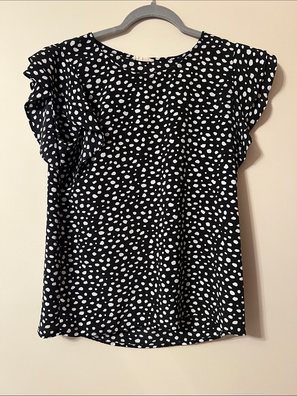 Black & White Dot Ruffle Sleeve Women's Top